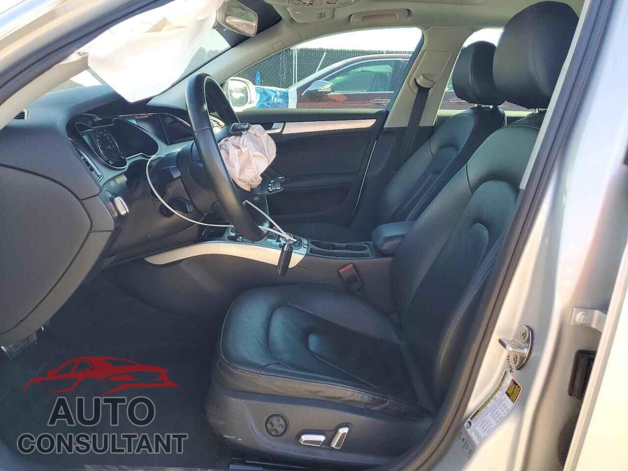 AUDI A4 2013 - WAUBFAFLXDA161919