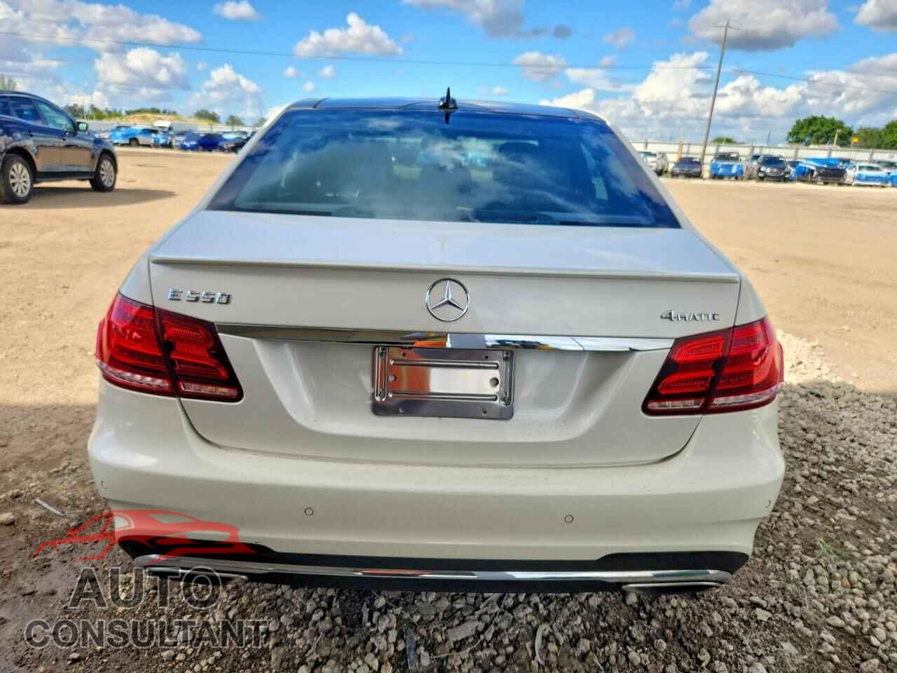 MERCEDES-BENZ E-CLASS 2014 - WDDHF9BBXEB068246