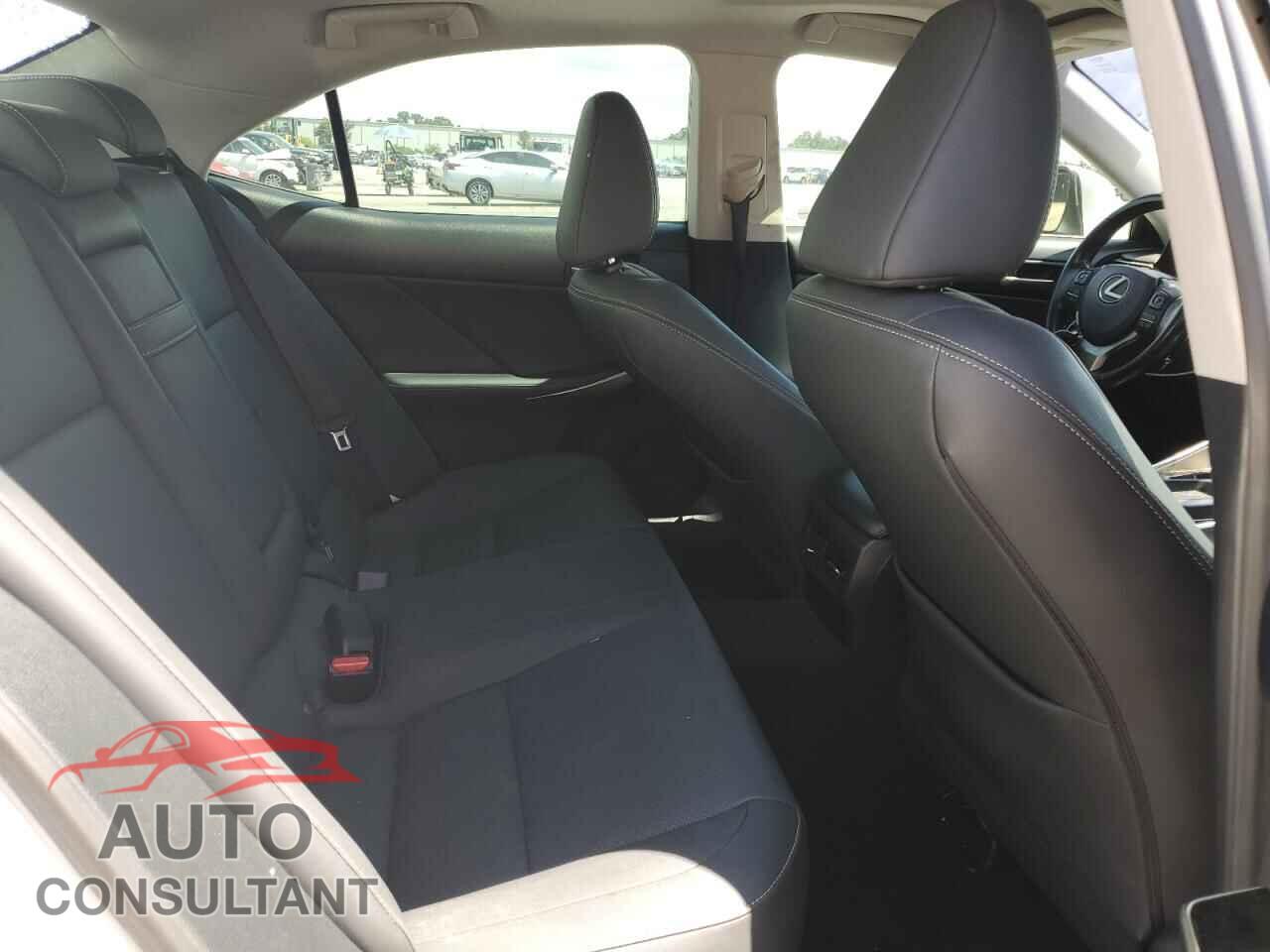 LEXUS IS 2020 - JTHAA1D23L5105348