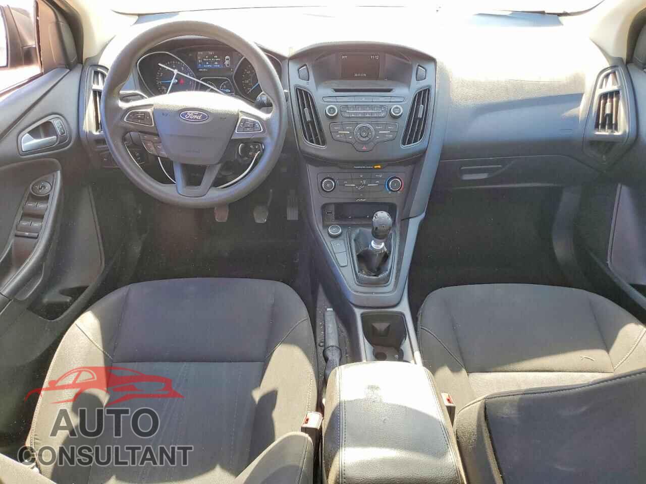 FORD FOCUS 2015 - 1FADP3FEXFL227419