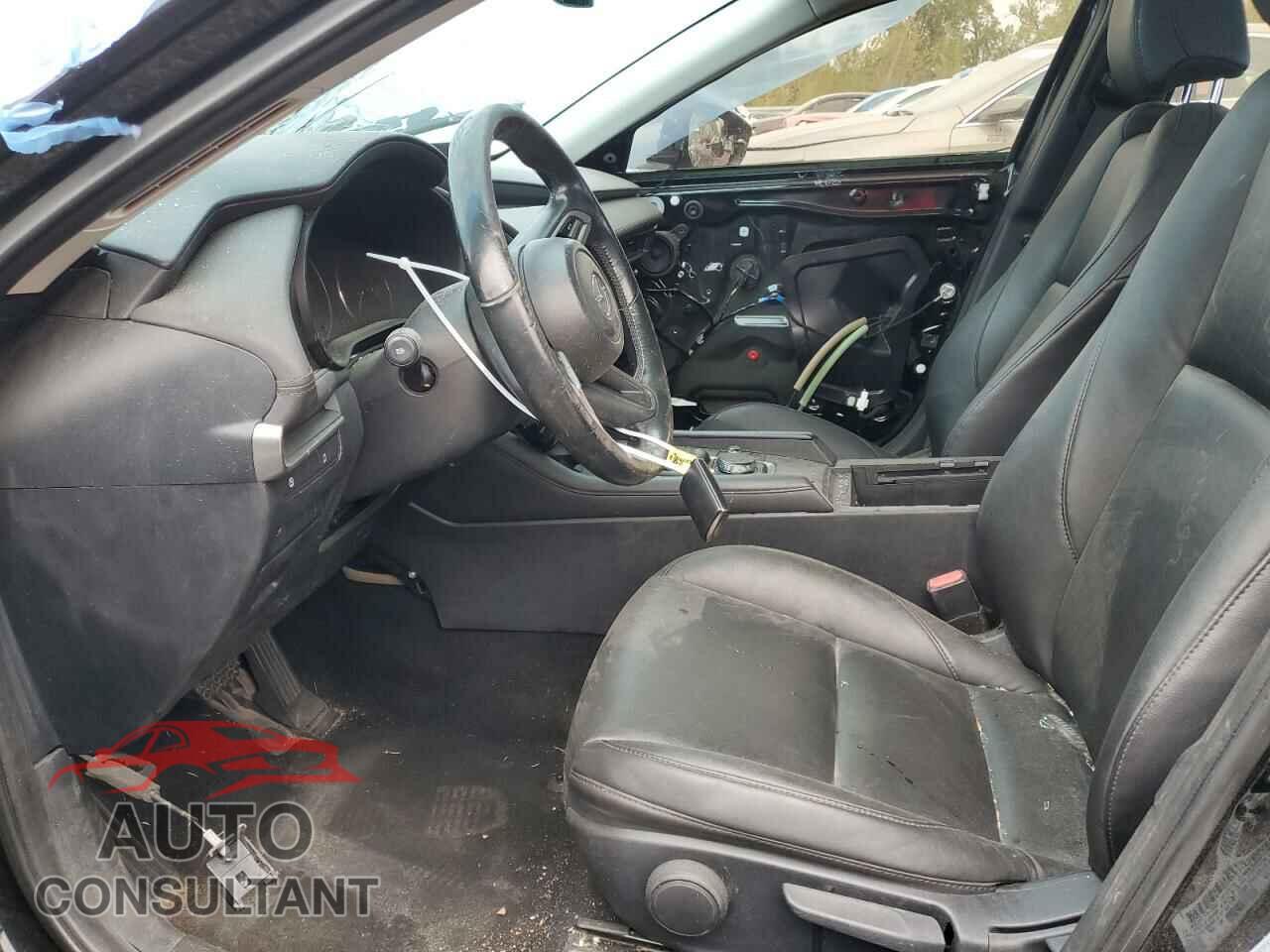 MAZDA 3 2020 - 3MZBPACL7LM132297