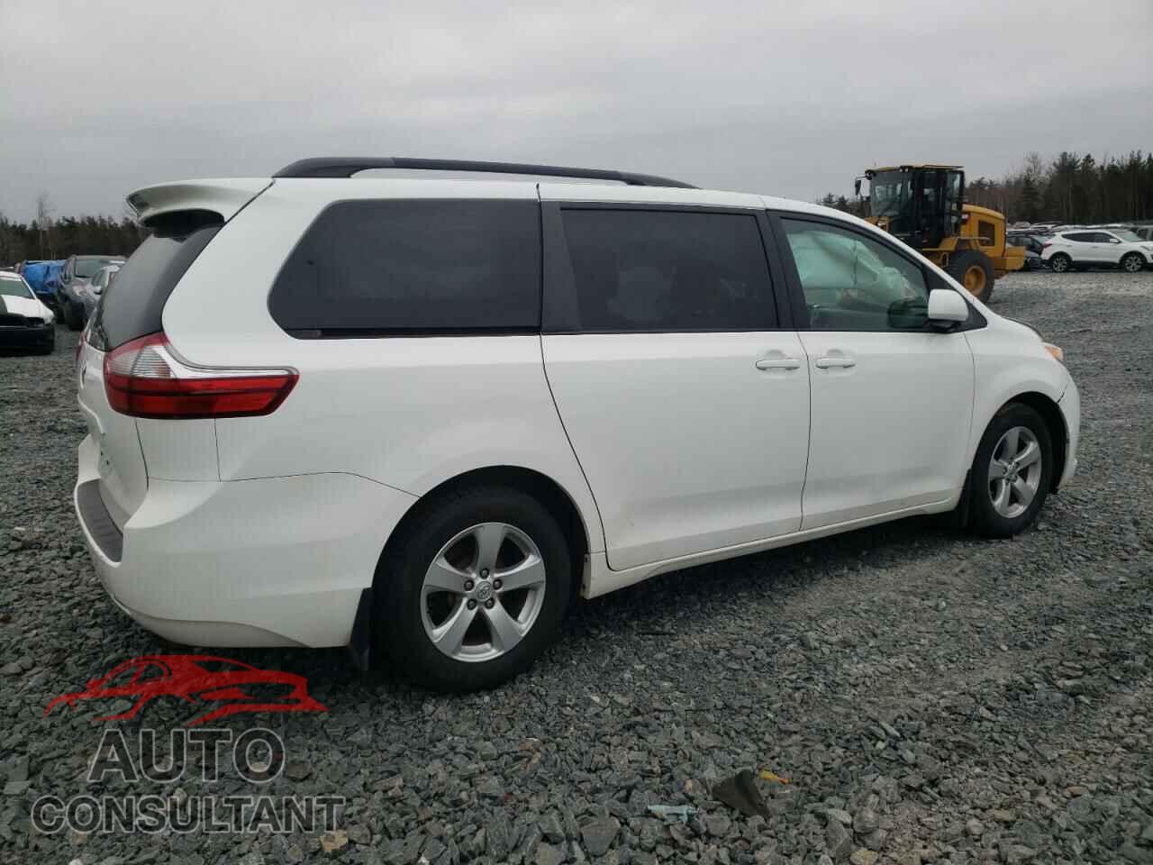 TOYOTA SIENNA 2015 - 5TDKK3DC7FS671339