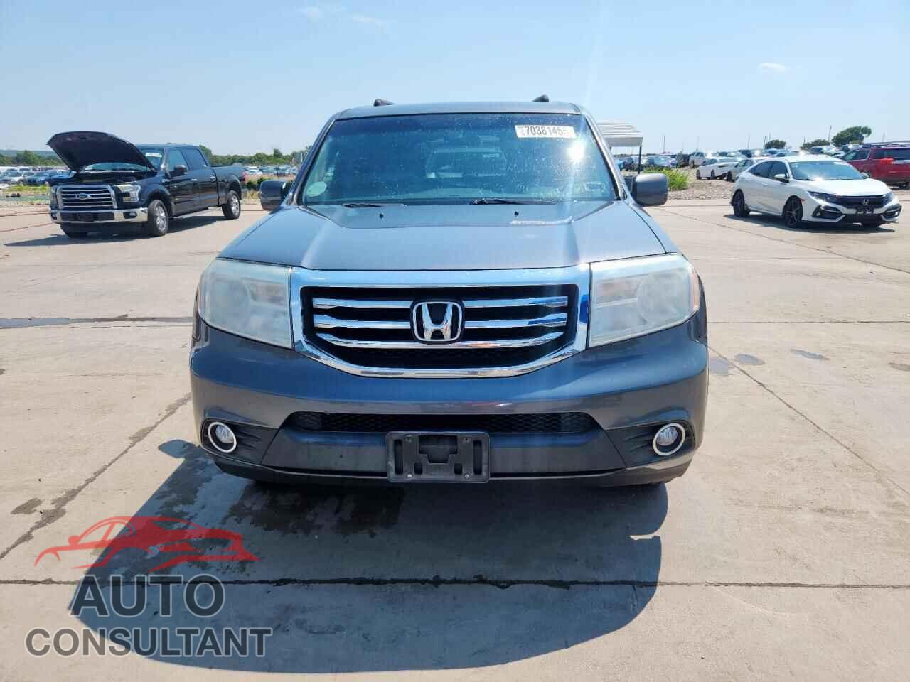 HONDA PILOT 2012 - 5FNYF3H45CB014220