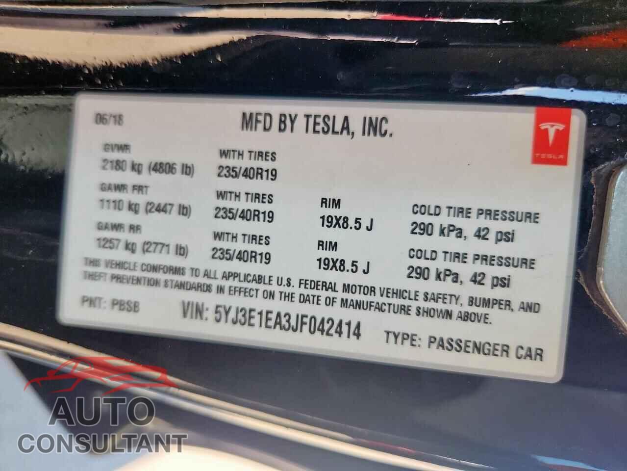 TESLA MODEL 3 2018 - 5YJ3E1EA3JF042414
