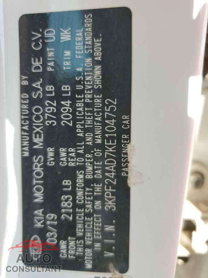 KIA FORTE 2019 - 3KPF24AD7KE104752
