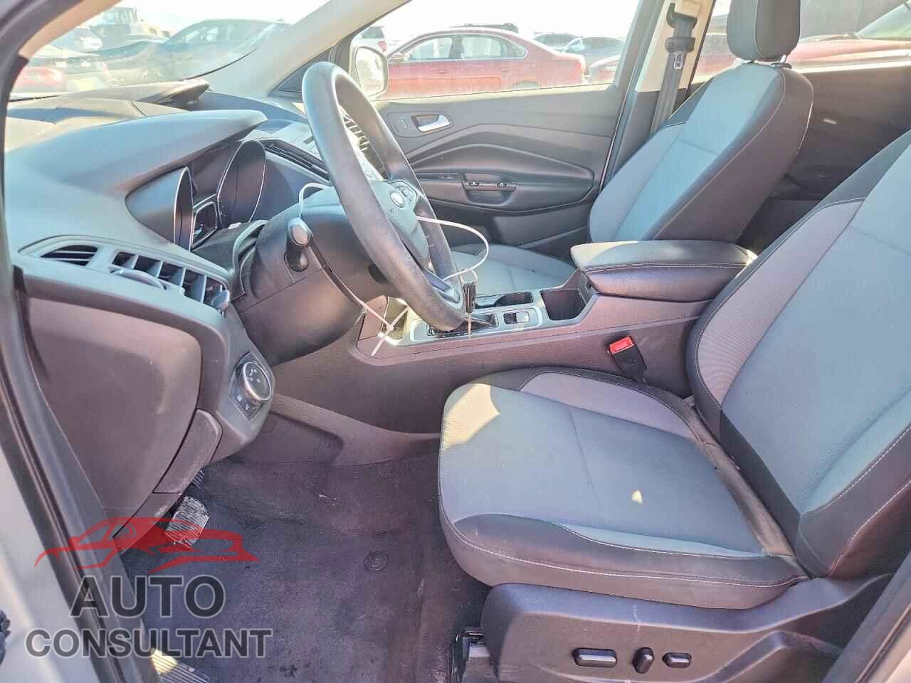 FORD ESCAPE 2018 - 1FMCU9GD6JUC12468