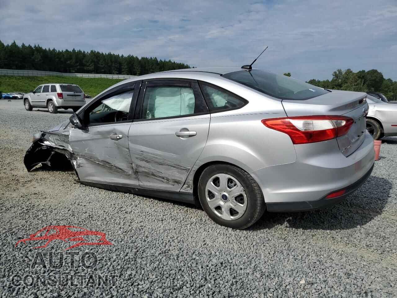 FORD FOCUS 2012 - 1FAHP3F29CL207875