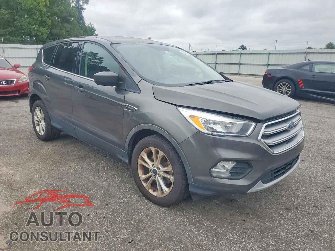 FORD ESCAPE 2017 - 1FMCU0GD4HUB35900
