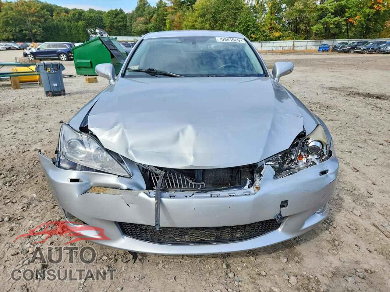 LEXUS IS 2010 - JTHCF5C24A5038789