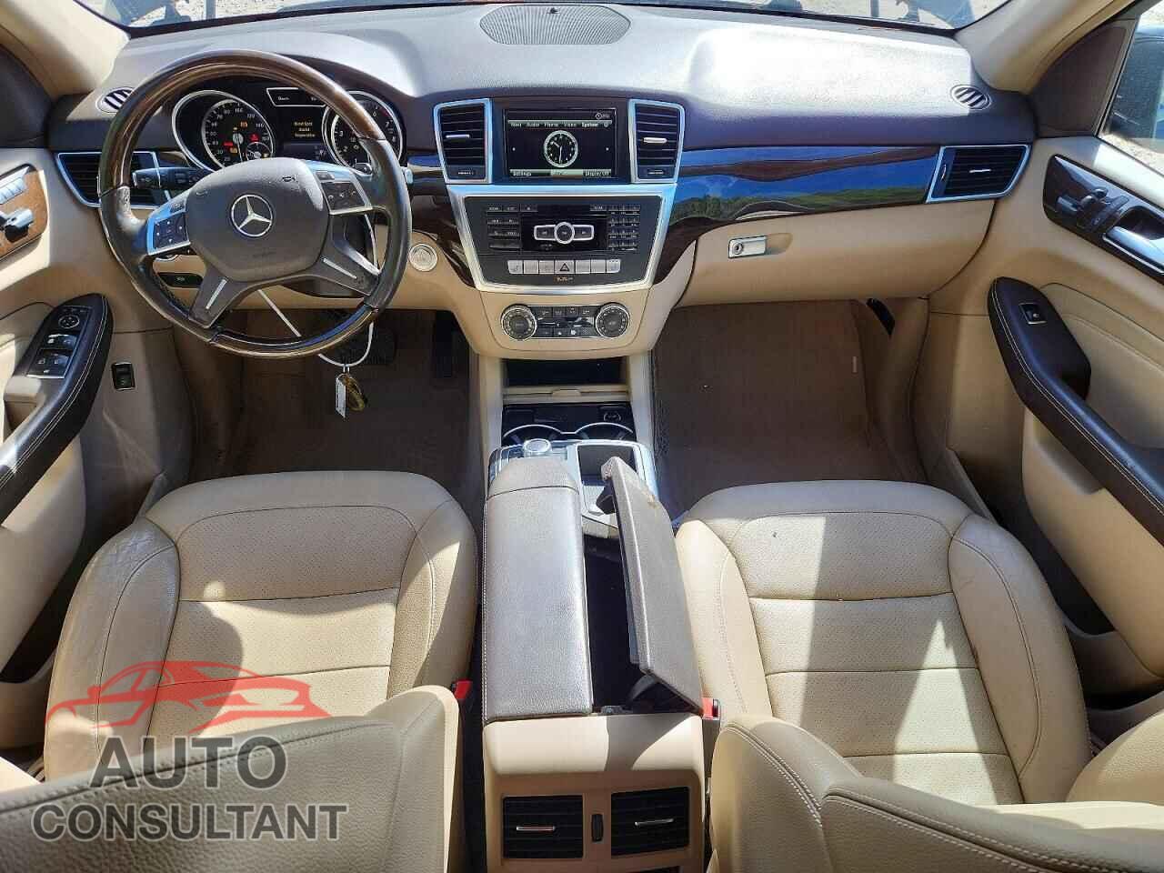 MERCEDES-BENZ M-CLASS 2015 - 4JGDA5JB4FA526254