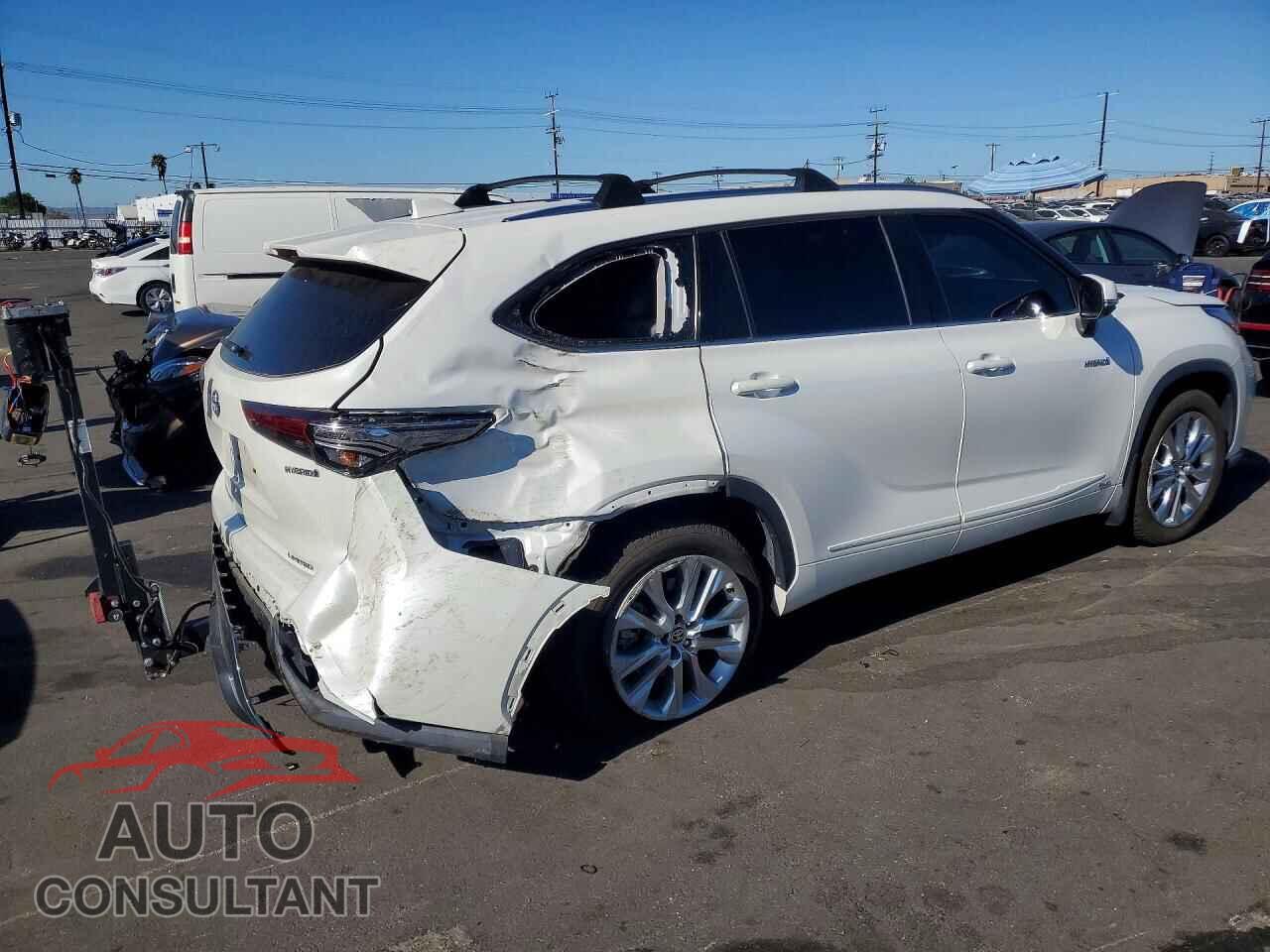 TOYOTA HIGHLANDER 2021 - 5TDDBRCH4MS017890