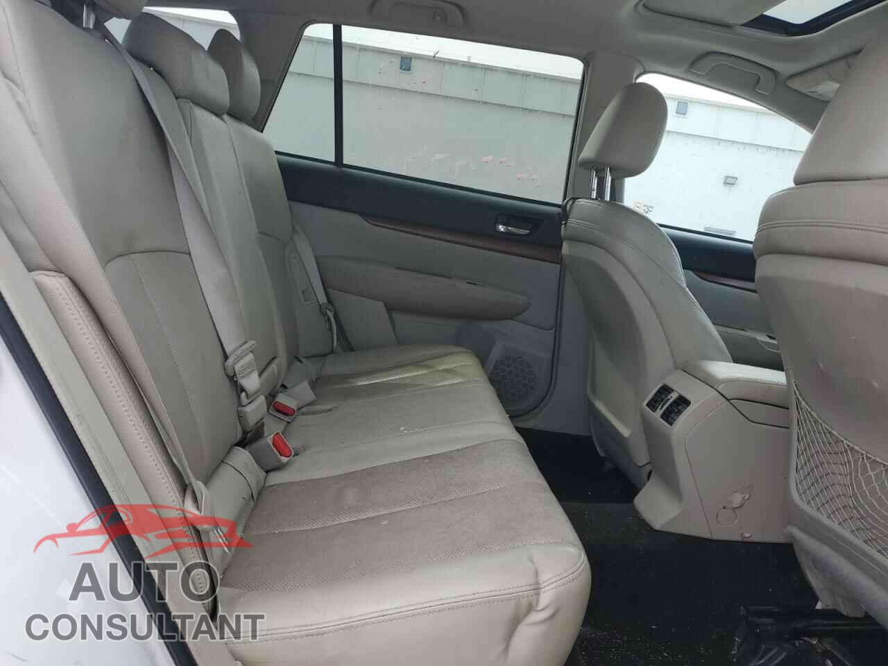 SUBARU OUTBACK 2014 - 4S4BRBLC6E3312714