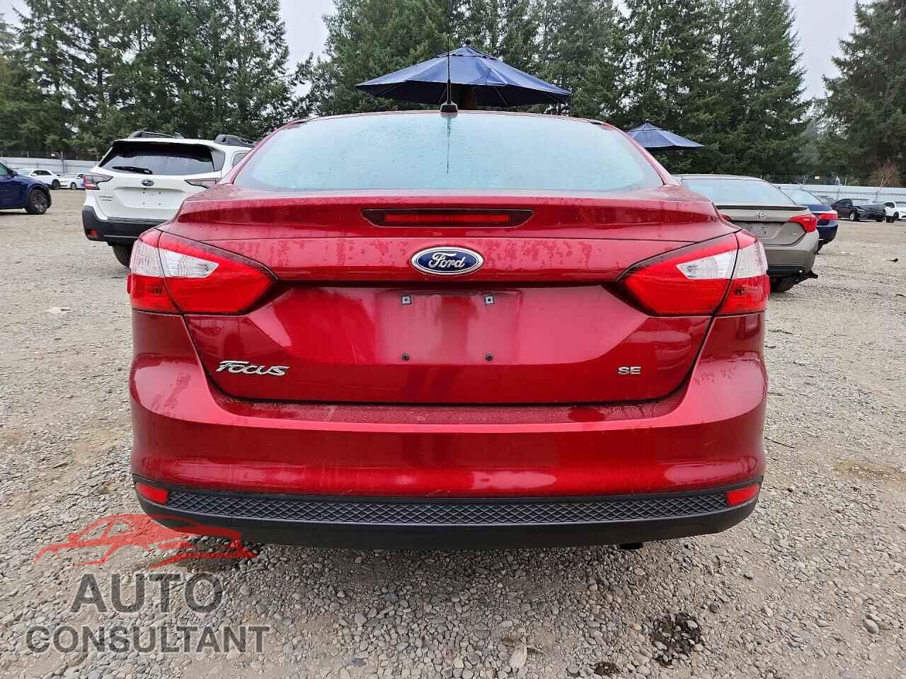 FORD FOCUS 2014 - 1FADP3F21EL294852
