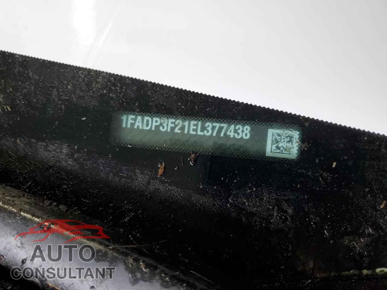 FORD FOCUS 2014 - 1FADP3F21EL377438