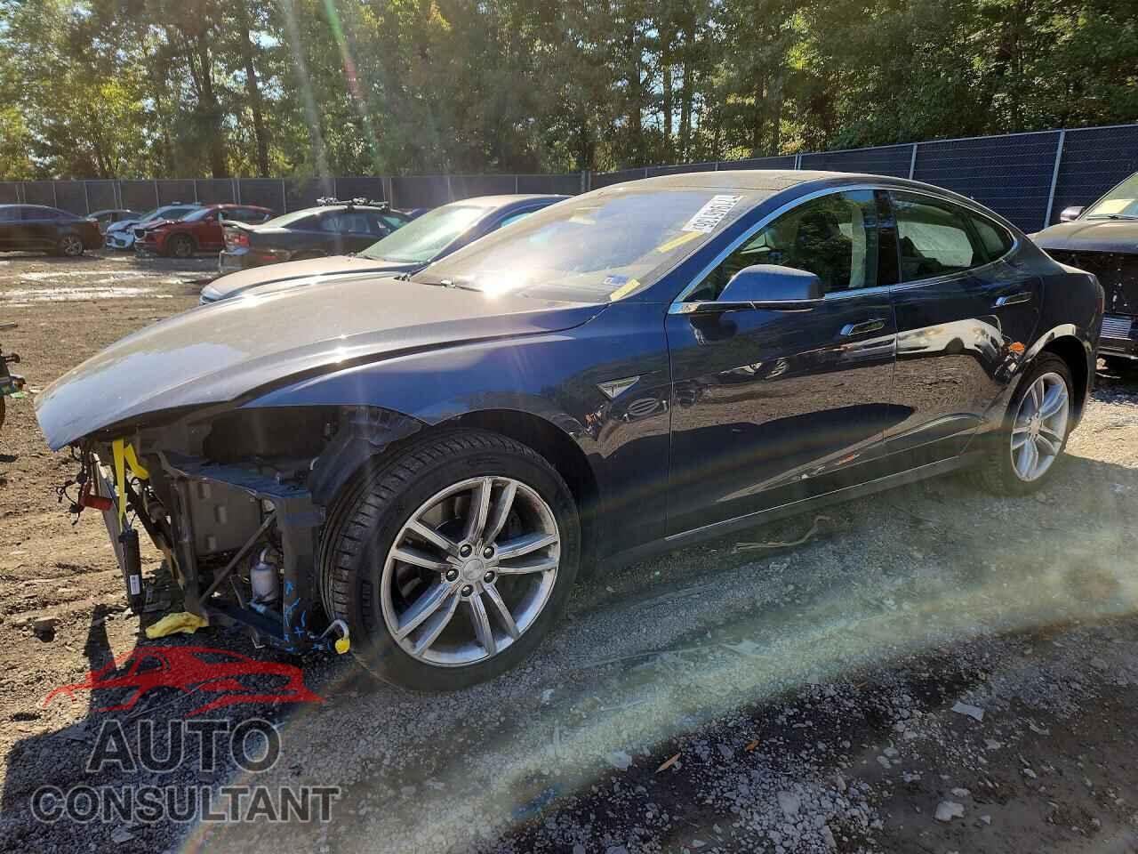 TESLA MODEL S 2015 - 5YJSA1S26FF090744