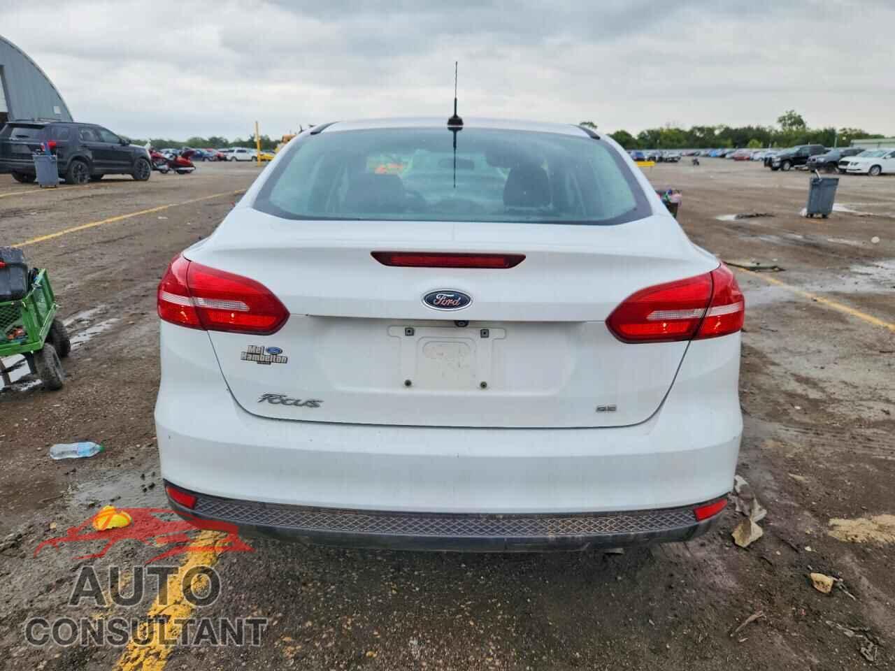 FORD FOCUS 2017 - 1FADP3F29HL229994