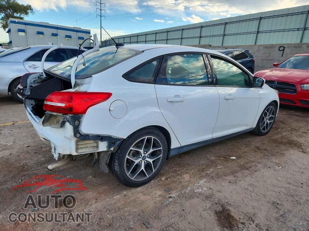 FORD FOCUS 2017 - 1FADP3H25HL344105