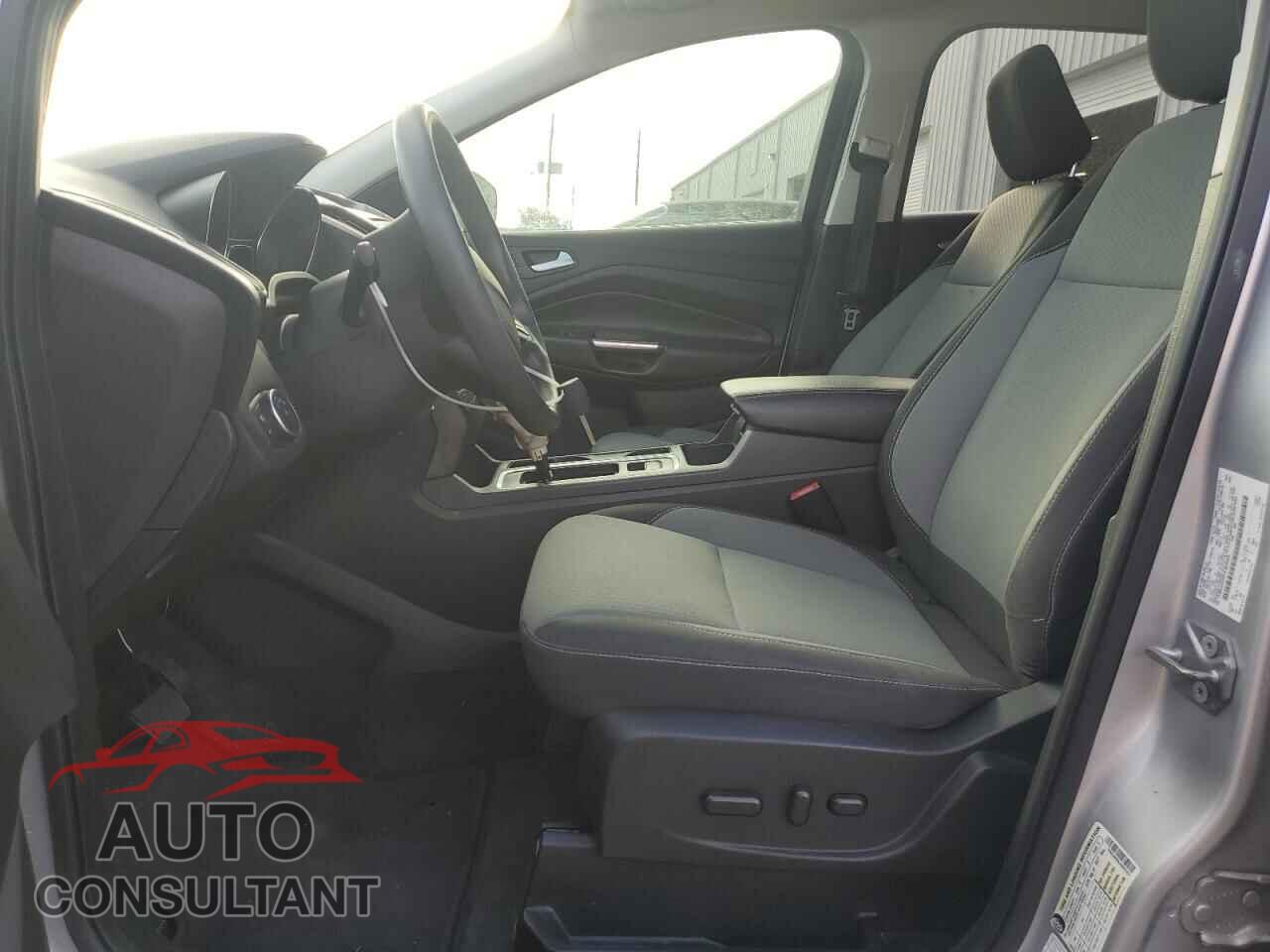 FORD ESCAPE 2018 - 1FMCU0G96JUB49363