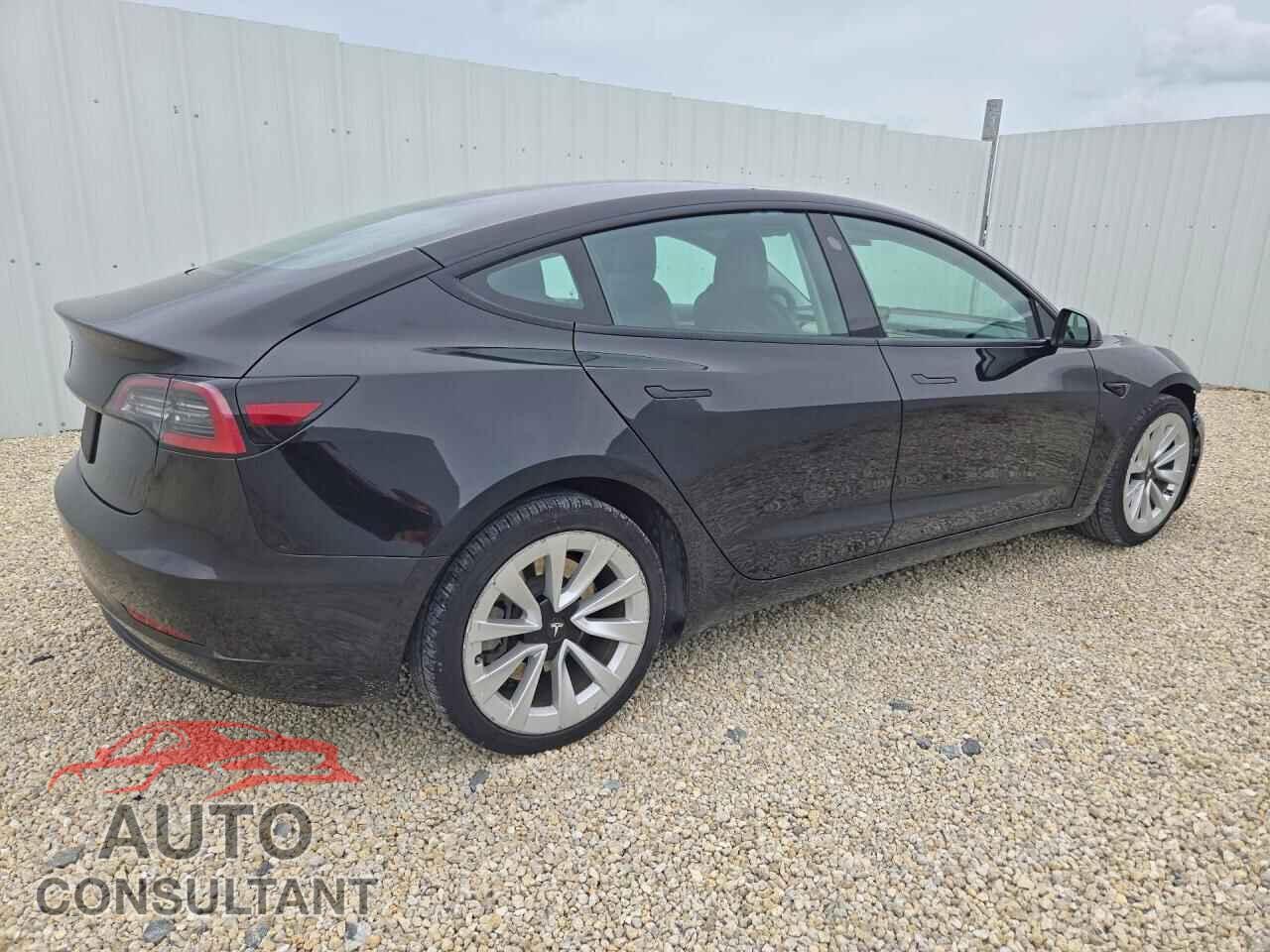 TESLA MODEL 3 2022 - 5YJ3E1EA5NF285650