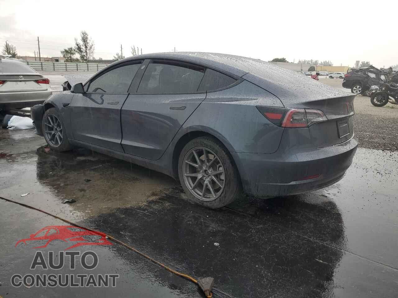 TESLA MODEL 3 2023 - 5YJ3E1EA0PF426837