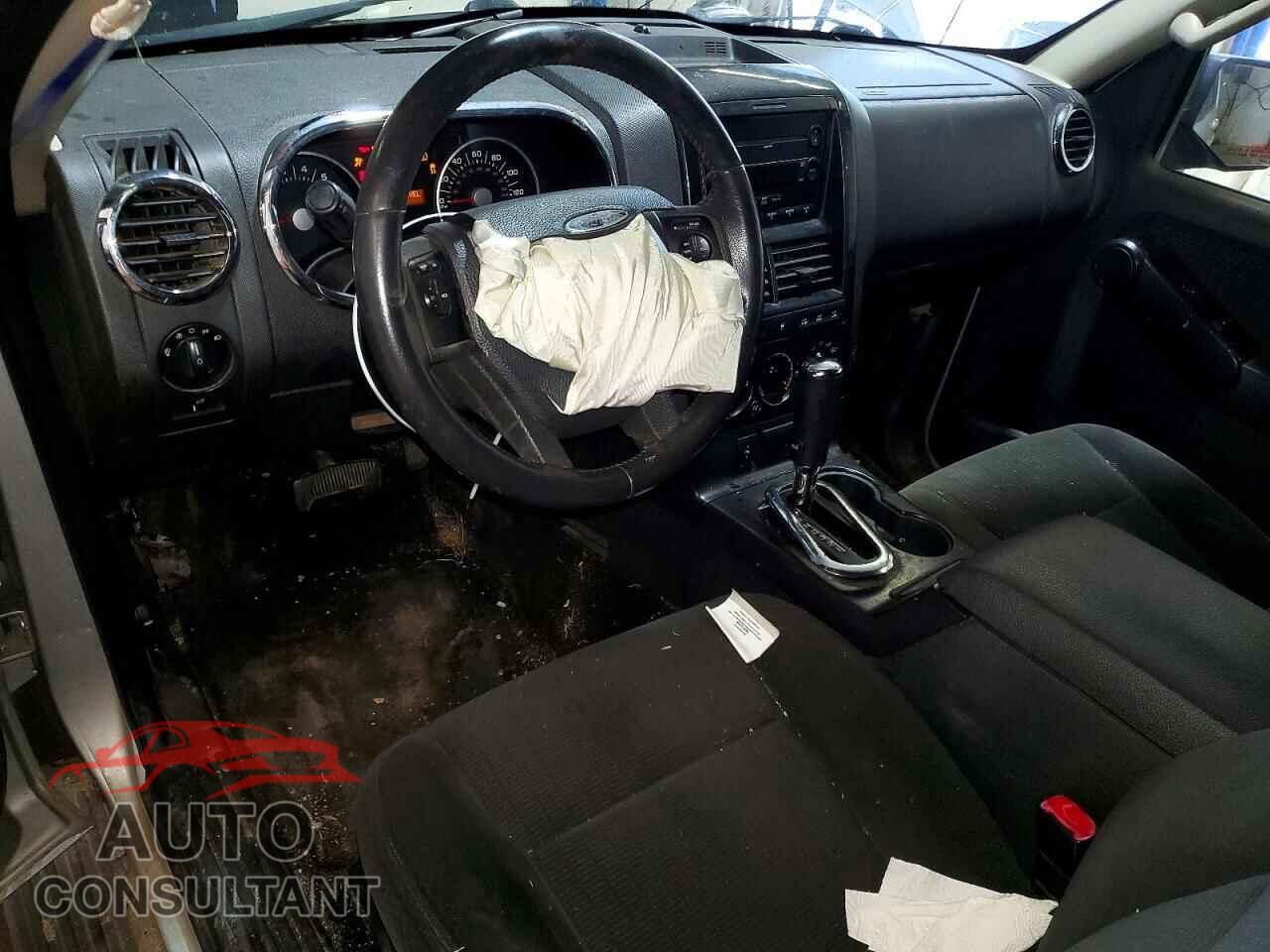 FORD EXPLORER 2009 - 1FMEU73E89UA27720