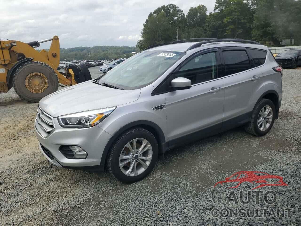 FORD ESCAPE 2017 - 1FMCU0GD4HUC59214