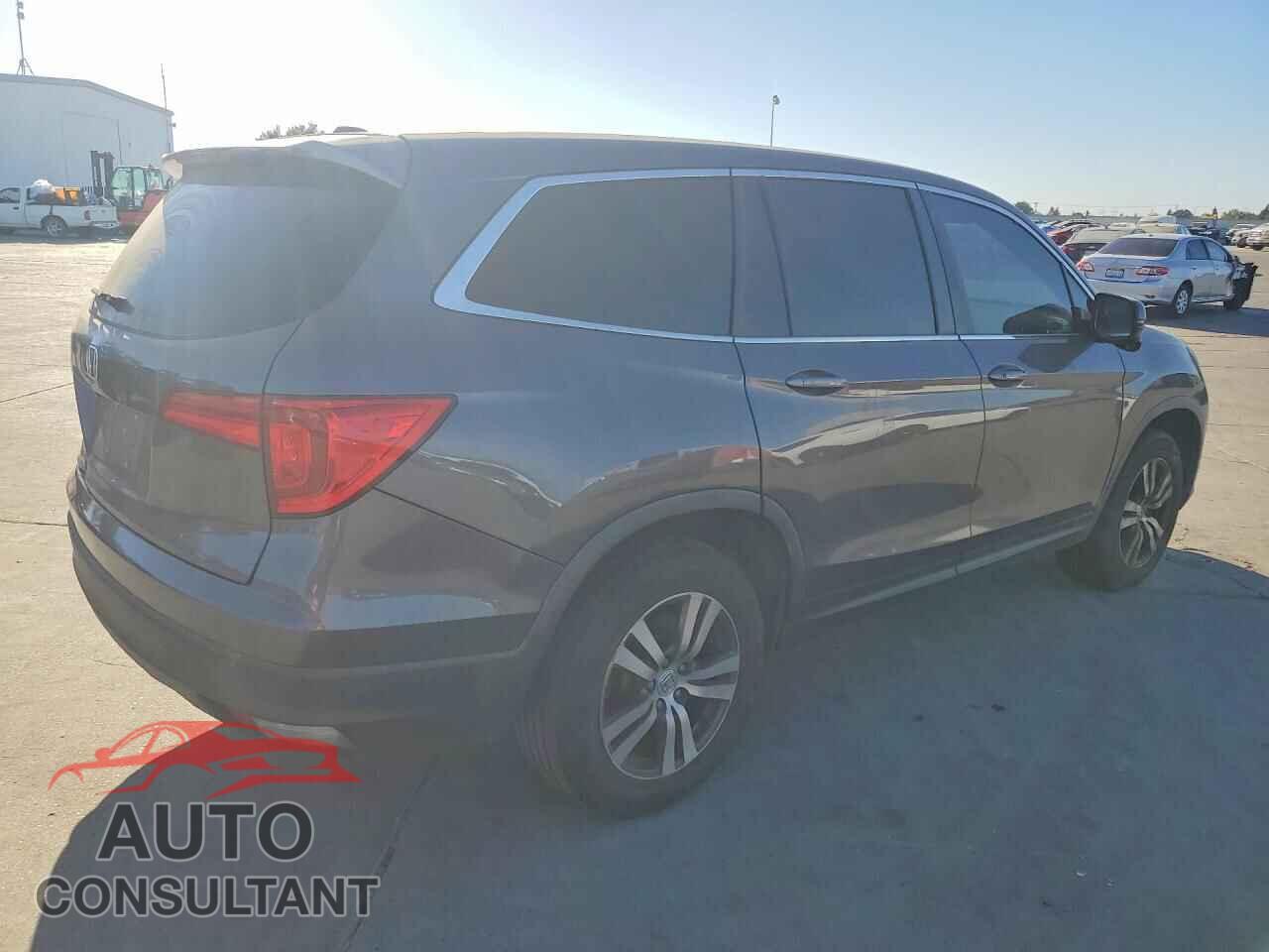 HONDA PILOT 2017 - 5FNYF5H52HB046165