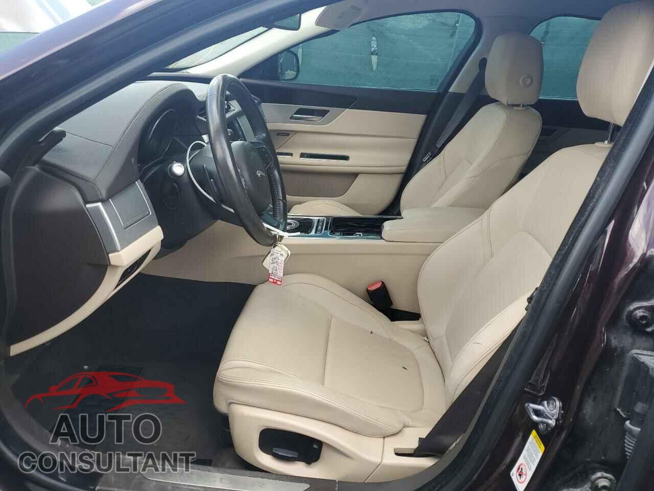 JAGUAR XF 2016 - SAJBD4BV2GCY20426