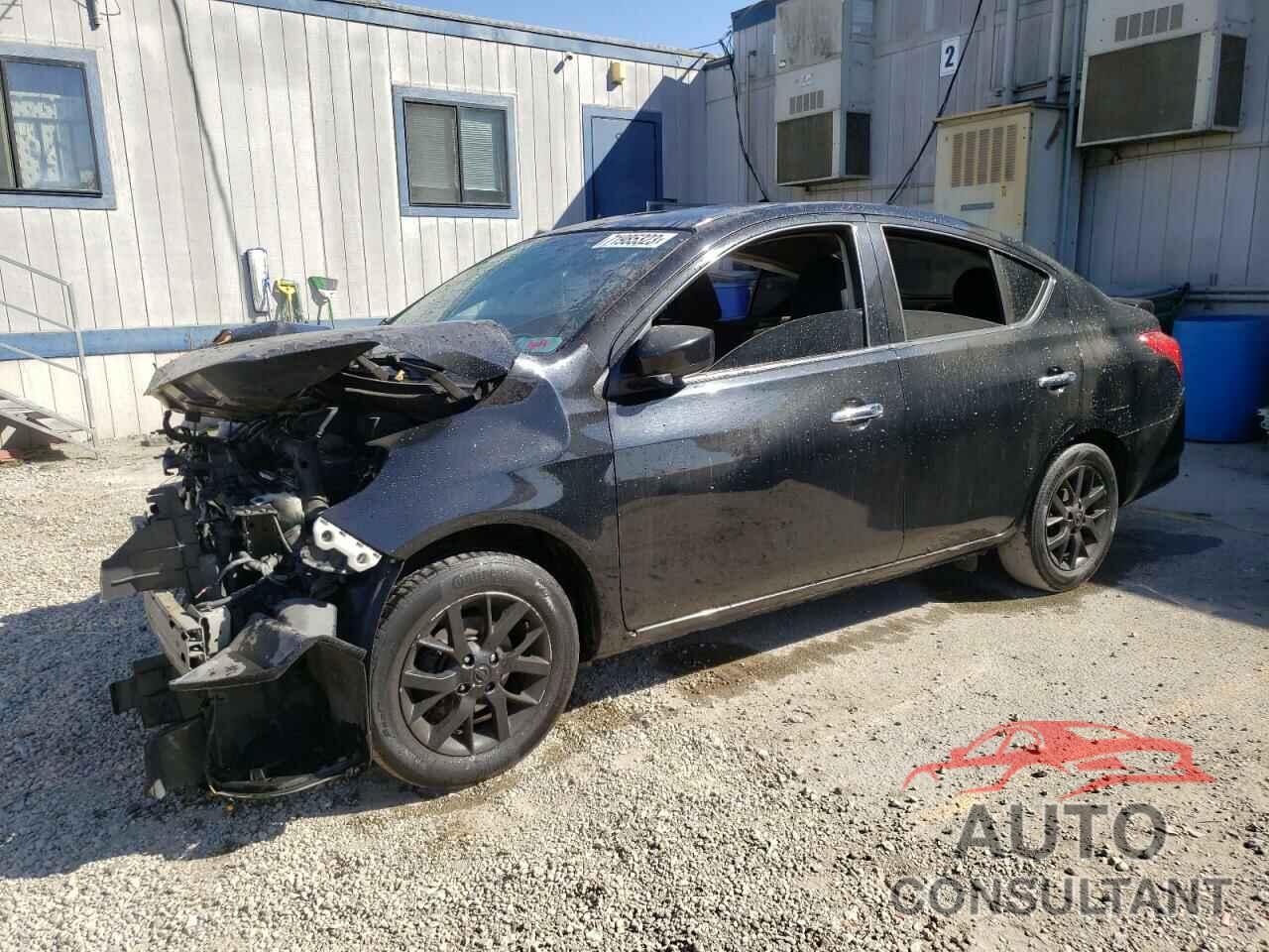 NISSAN VERSA 2018 - 3N1CN7AP3JL879133