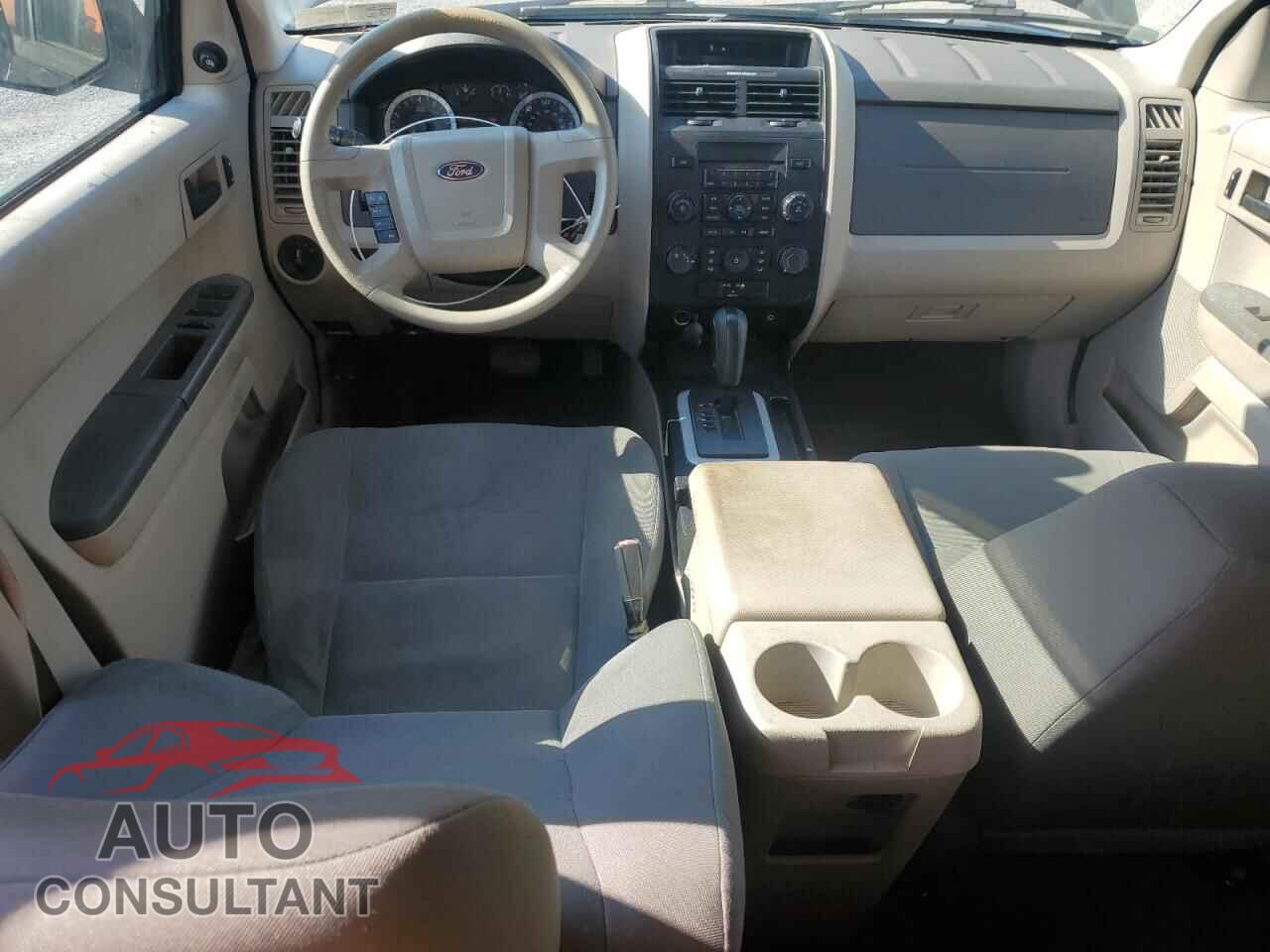 FORD ESCAPE 2011 - 1FMCU9C78BKC31584
