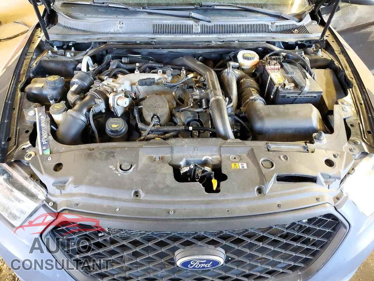 FORD TAURUS 2015 - 1FAHP2KT2FG151185