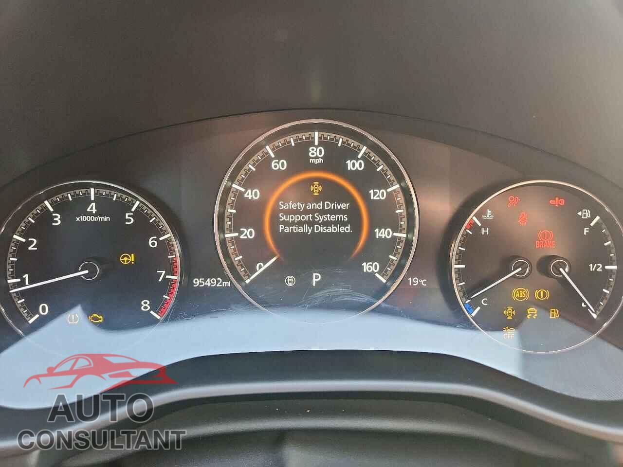 MAZDA 3 2019 - JM1BPBJM0K1124123