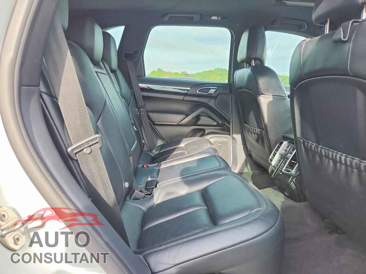 PORSCHE CAYENNE 2017 - WP1AA2A2XHKA80368