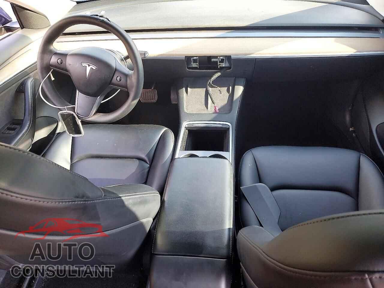 TESLA MODEL 3 2021 - 5YJ3E1EA8MF009610