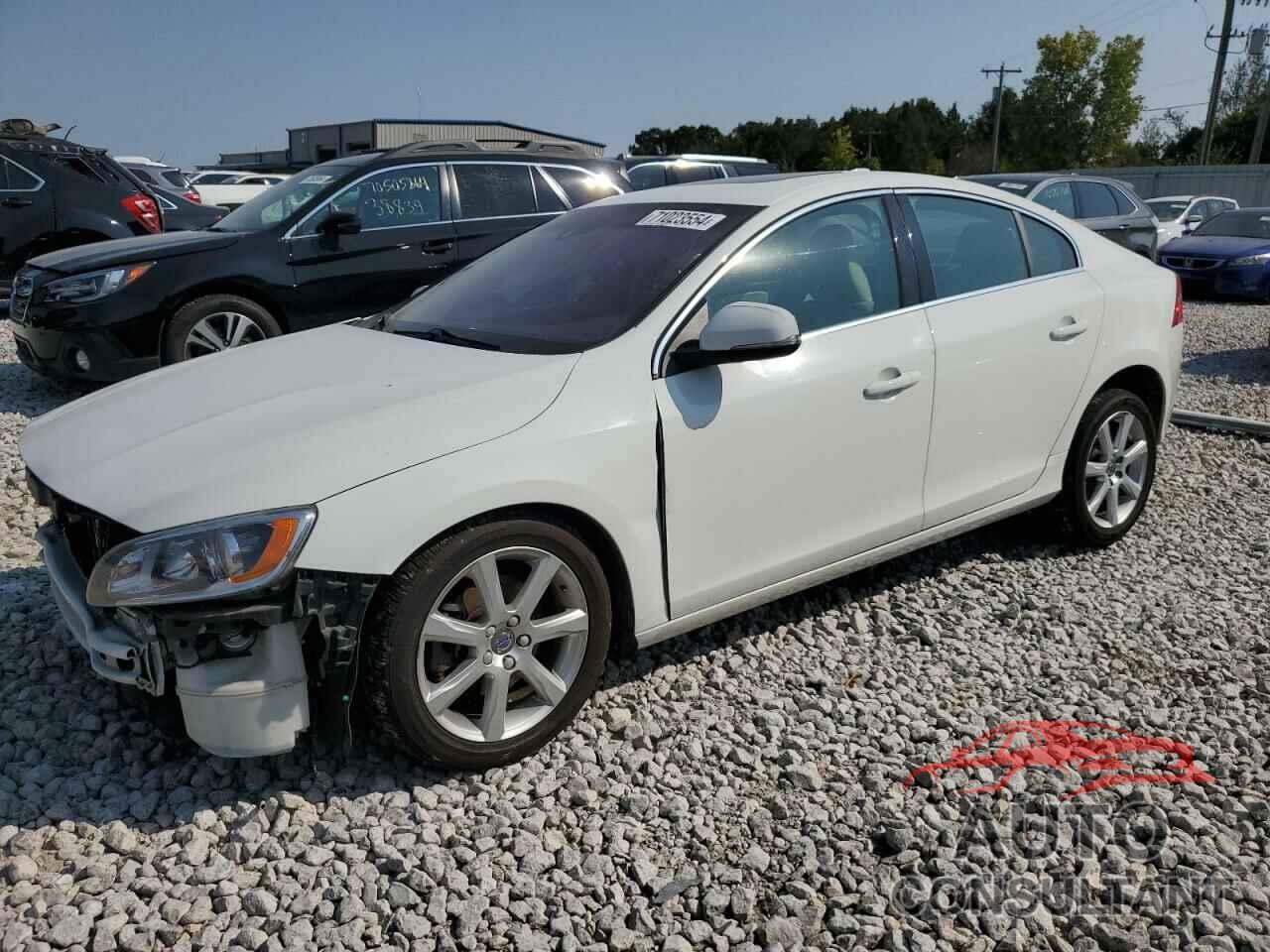 VOLVO S60 2016 - YV126MFK8G2411825