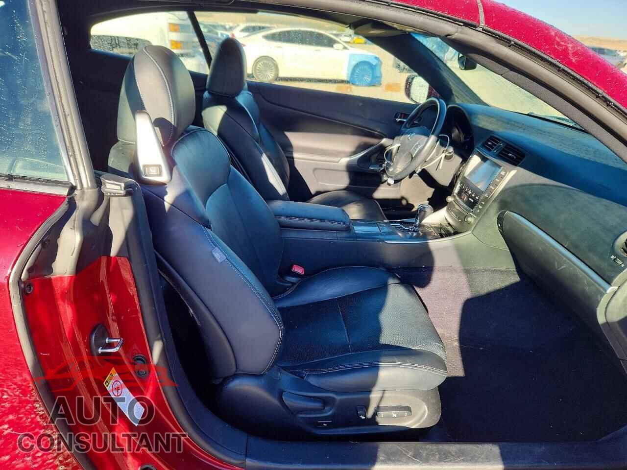 LEXUS IS 2015 - JTHFF2C24F2532316