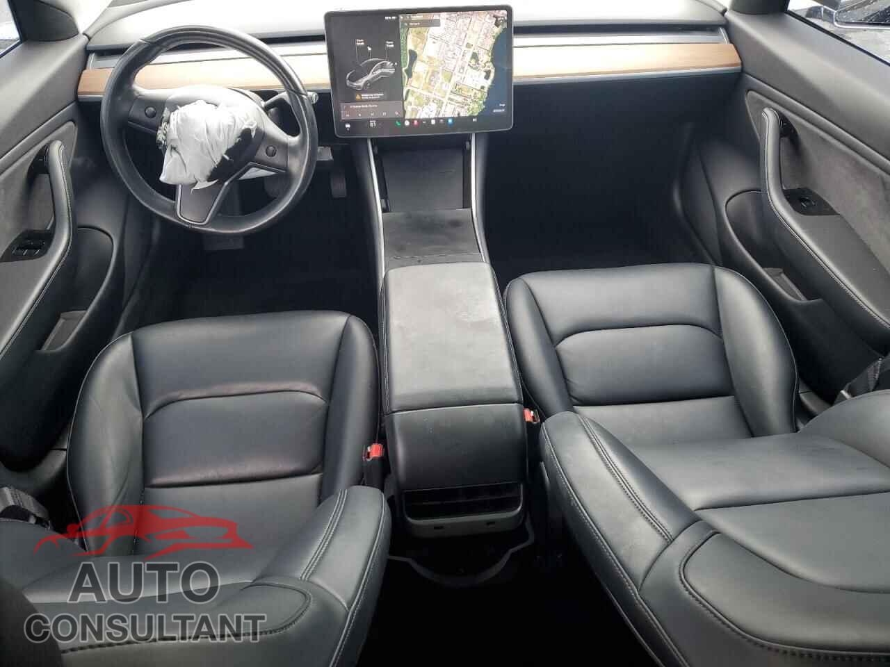 TESLA MODEL 3 2019 - 5YJ3E1EA8KF298517