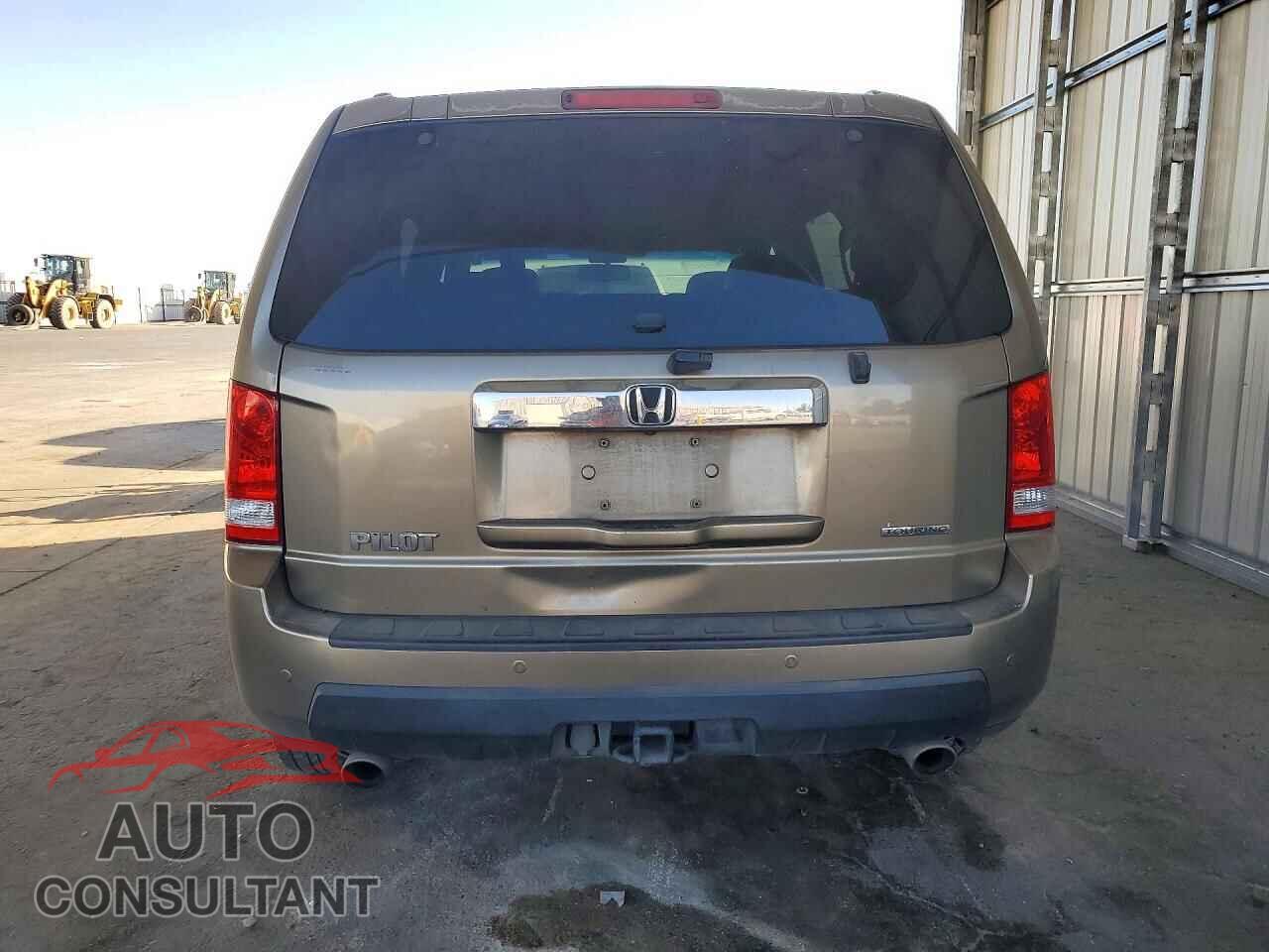 HONDA PILOT 2011 - 5FNYF3H94BB021184