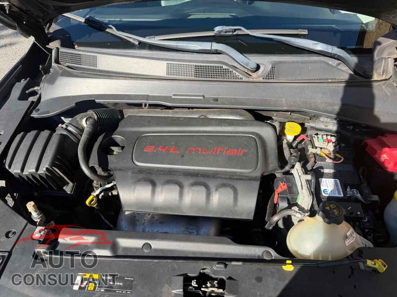 JEEP COMPASS 2020 - 3C4NJDCB7LT136995