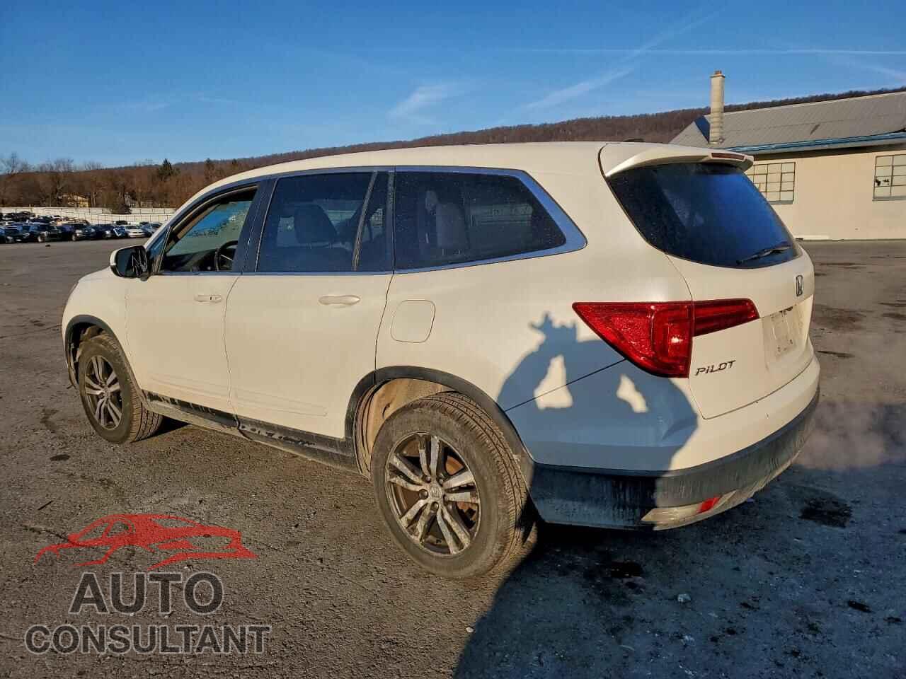 HONDA PILOT 2016 - 5FNYF6H73GB055544