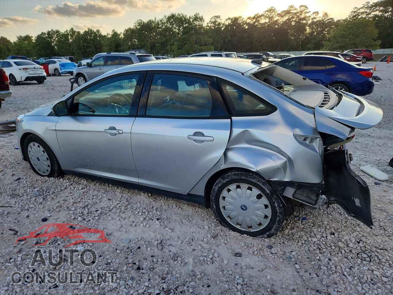 FORD FOCUS 2012 - 1FAHP3F22CL119525