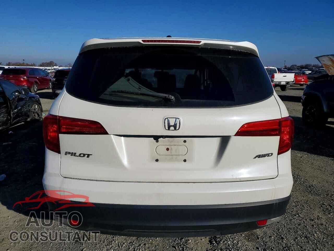 HONDA PILOT 2017 - 5FNYF6H52HB074604