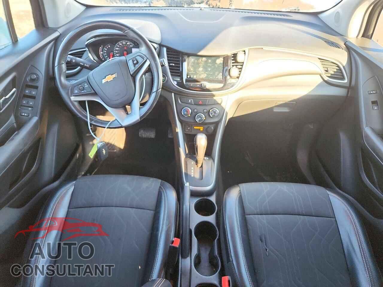 CHEVROLET TRAX 2019 - KL7CJPSB2KB746925