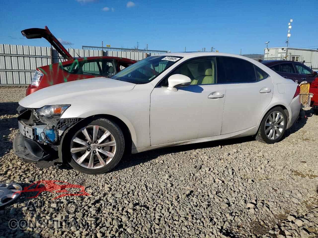 LEXUS IS 2016 - JTHBA1D23G5029754