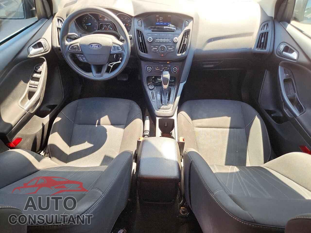FORD FOCUS 2017 - 1FADP3K29HL216846