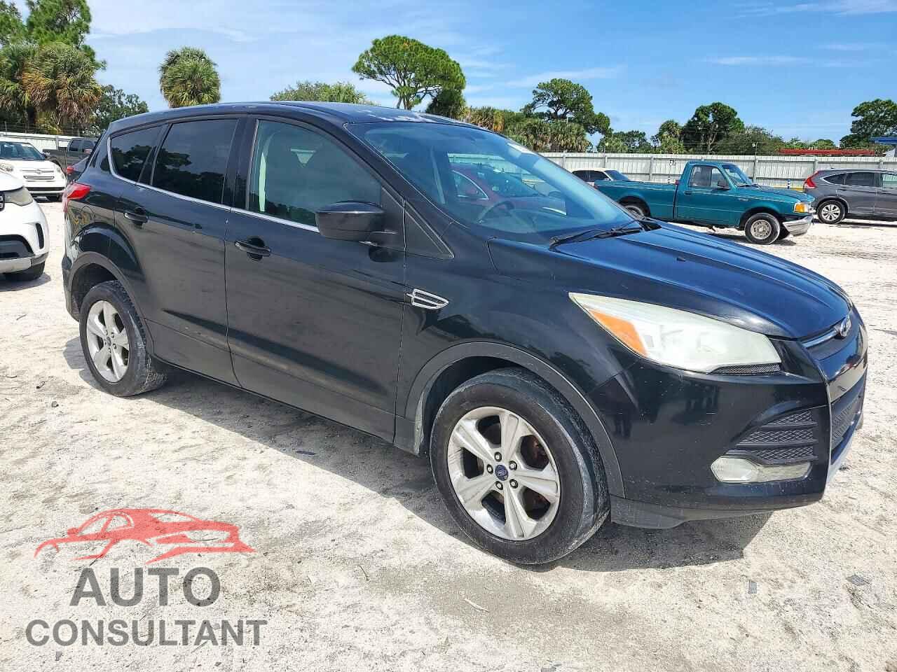FORD ESCAPE 2014 - 1FMCU9G9XEUB04436
