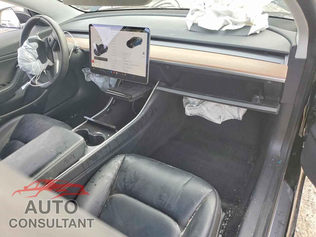TESLA MODEL 3 2020 - 5YJ3E1EB3LF666323