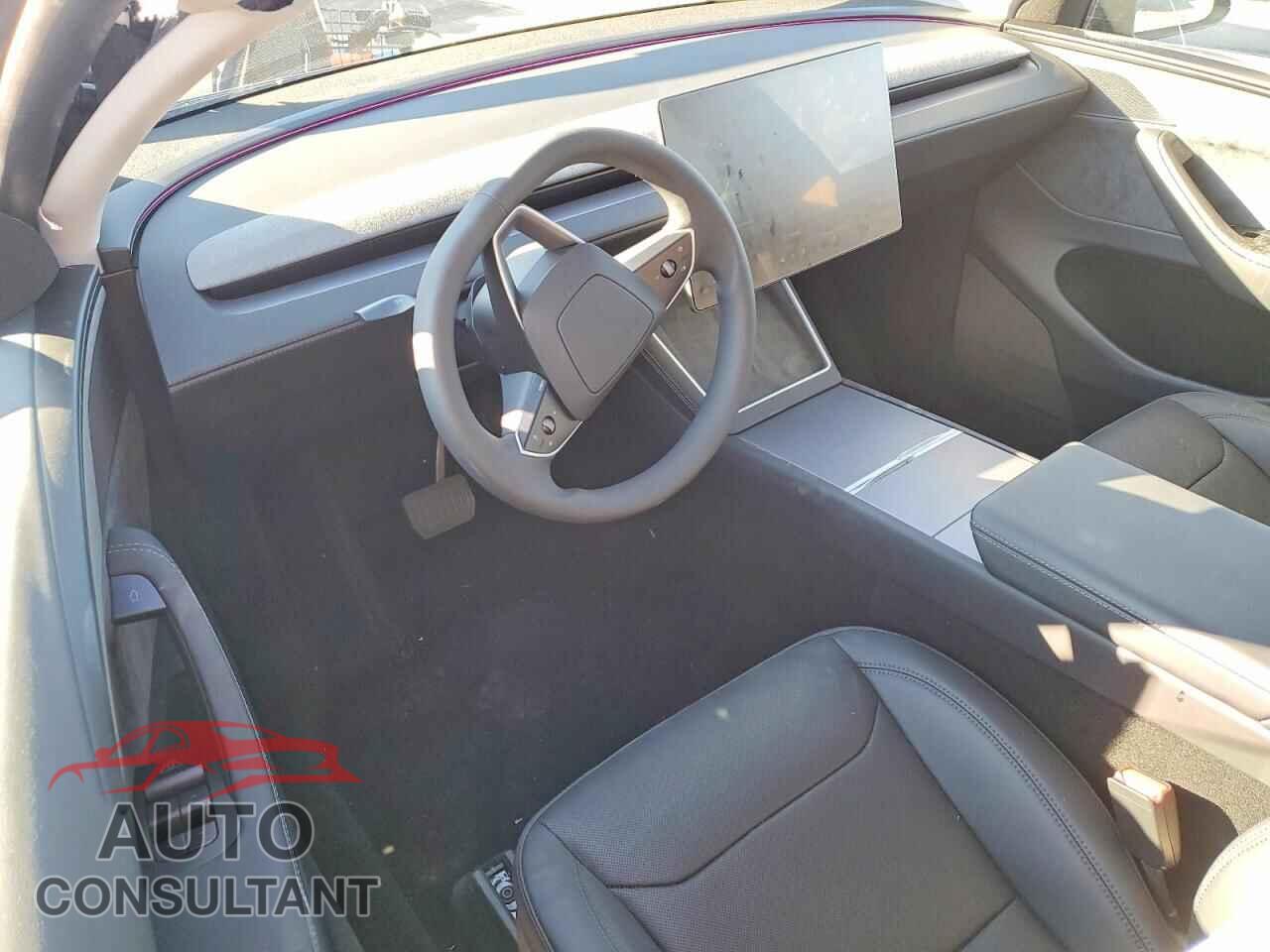 TESLA MODEL Y 2026 - 7SAYGDED9TF542319