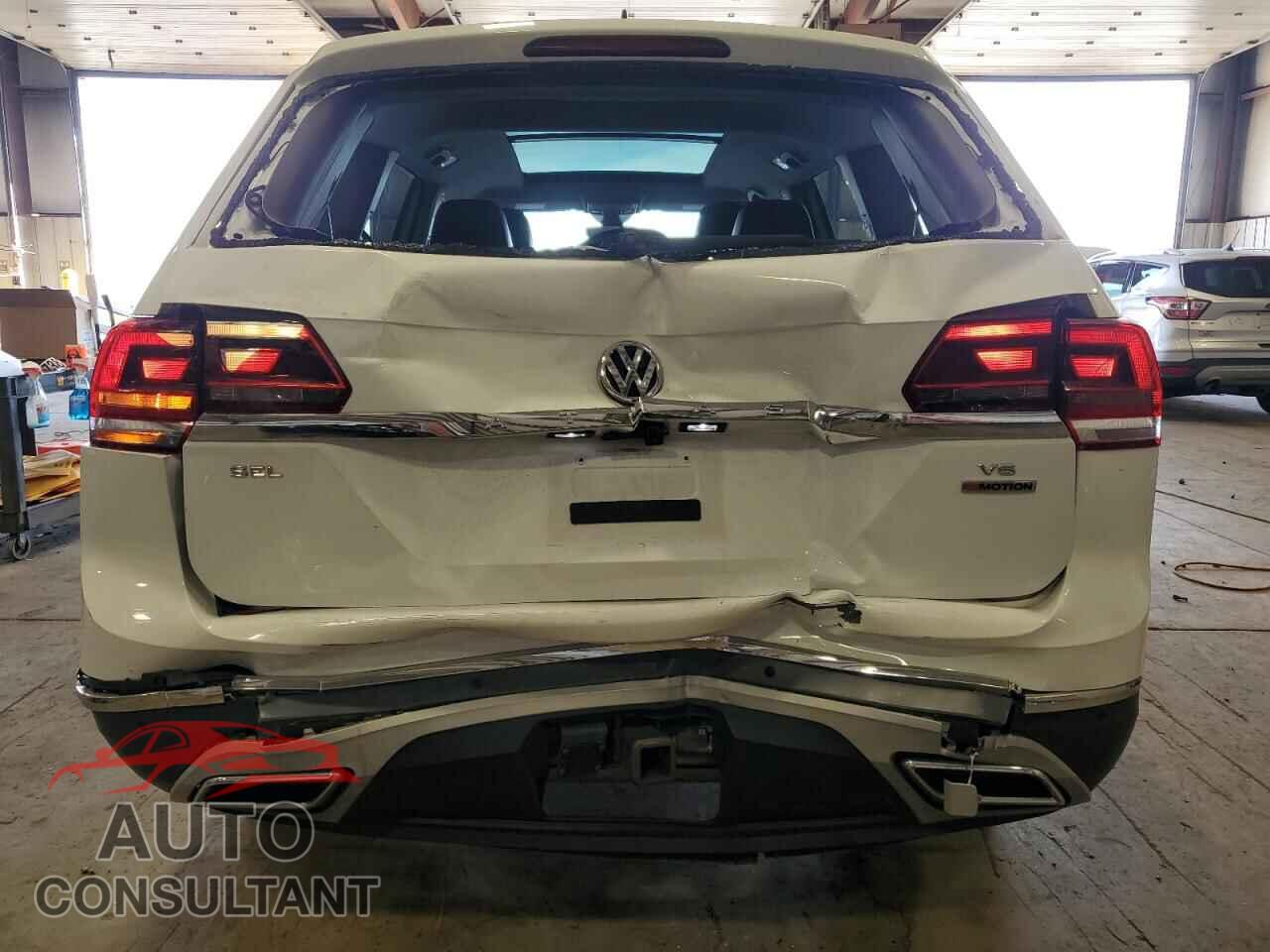 VOLKSWAGEN ATLAS 2018 - 1V2MR2CA2JC546921