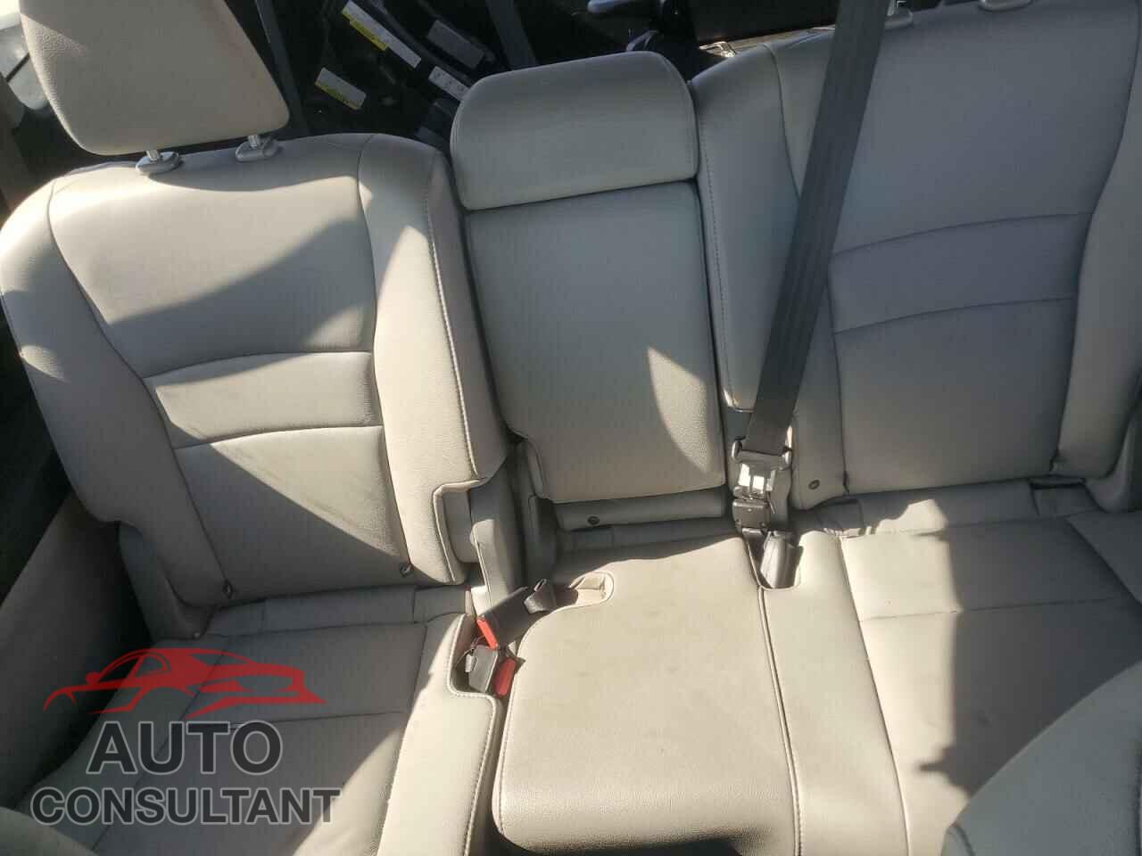 HONDA PILOT 2021 - 5FNYF5H5XMB023632